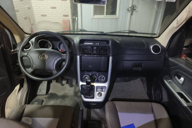 Used CHANGAN KAICHENG Ruixing M70 2018 1.5L Comfort Version Flat-Top Bi-Door DAM15DL Interior 2