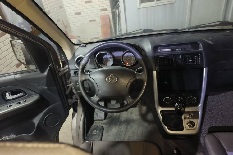 Used CHANGAN KAICHENG Ruixing M70 2018 1.5L Comfort Version Flat-Top Bi-Door DAM15DL Steering Wheel