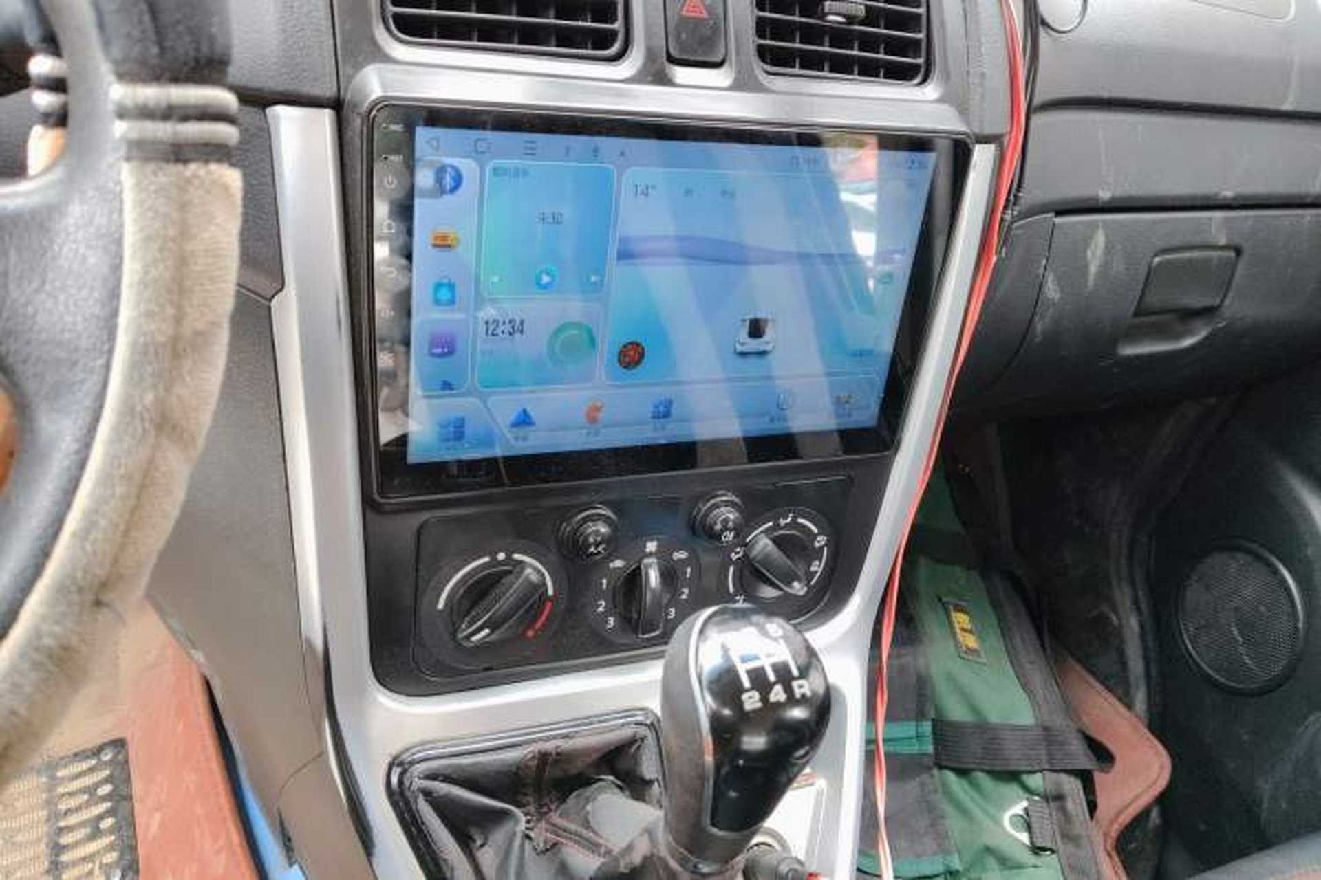 Used CHANGAN KAICHENG Ruixing M70 2018 1.5L Comfort Model Flat-Top Hatchback DAM15DL Audio And AC Panel