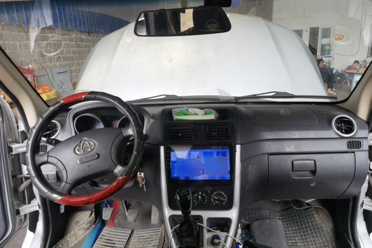 Used CHANGAN KAICHENG Ruixing M70  Center Console
