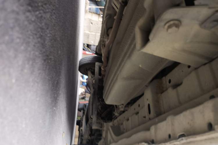 Used CHANGAN KAICHENG Ruixing M70  Chassis Rear Right