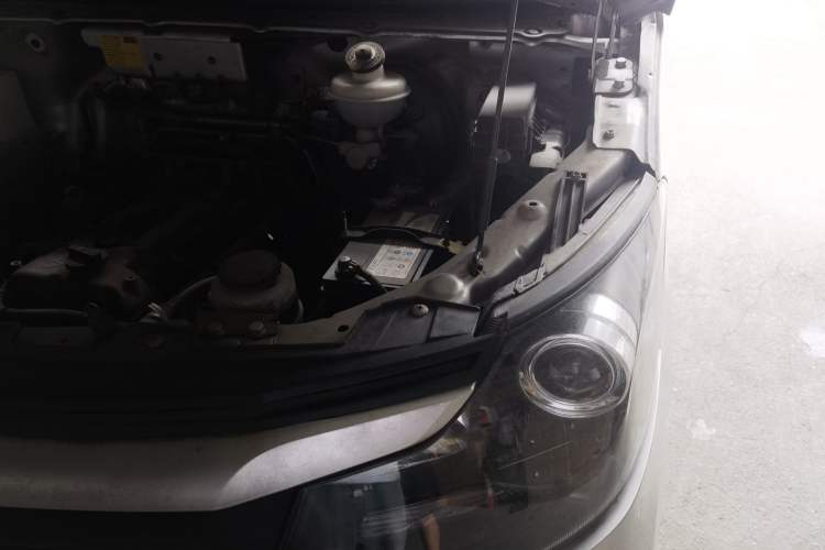 Used CHANGAN KAICHENG Ruixing M70  Engine Bay Left