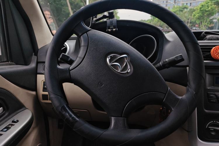 Used CHANGAN KAICHENG Ruixing M70 2018 1.5L Comfort Version Flat-Top Bi-Door DAM15DL Steering Wheel