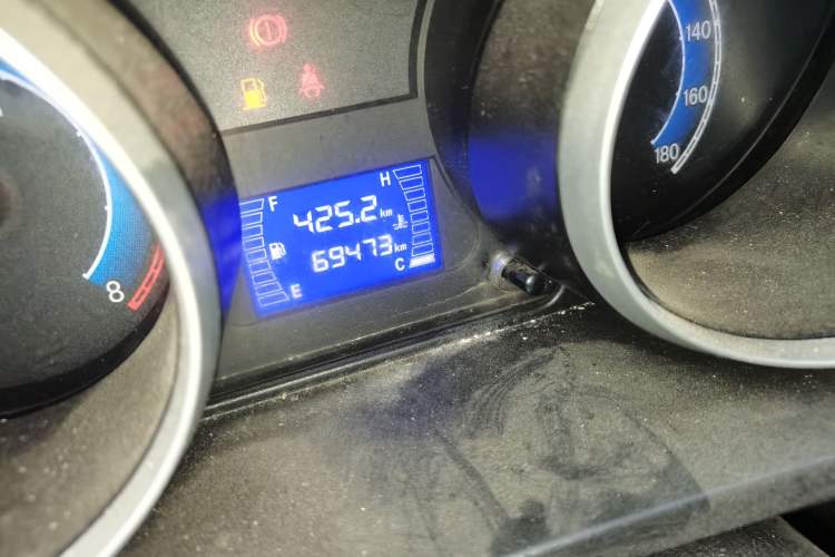 Used CHANGAN KAICHENG Ruixing M70 2018 1.5L Comfort Model Flat-Top Hatchback DAM15DL Odometer Close Up