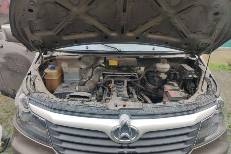 Used CHANGAN KAICHENG Ruixing M70 2019 1.5L Comfort Version 6-Seater China VI Standard Flat Roof Liftback Doors – DAM15KL Engine Bay