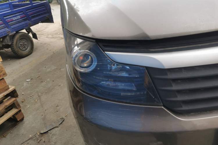 Used CHANGAN KAICHENG Ruixing M70 2019 1.5L Comfort Version 6-Seater China VI Standard Flat Roof Liftback Doors – DAM15KL Exterior 6