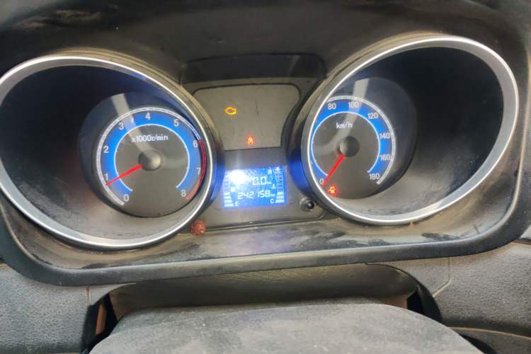 Used CHANGAN KAICHENG Ruixing M70 2019 1.5L Comfort Version 6-Seater China VI Standard Flat Roof Liftback Doors – DAM15KL Instrument Cluster
