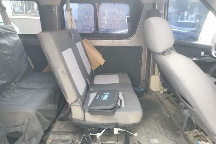 Used CHANGAN KAICHENG Ruixing M70 2019 1.5L Comfort Version 6-Seater China VI Standard Flat Roof Liftback Doors – DAM15KL Interior 4