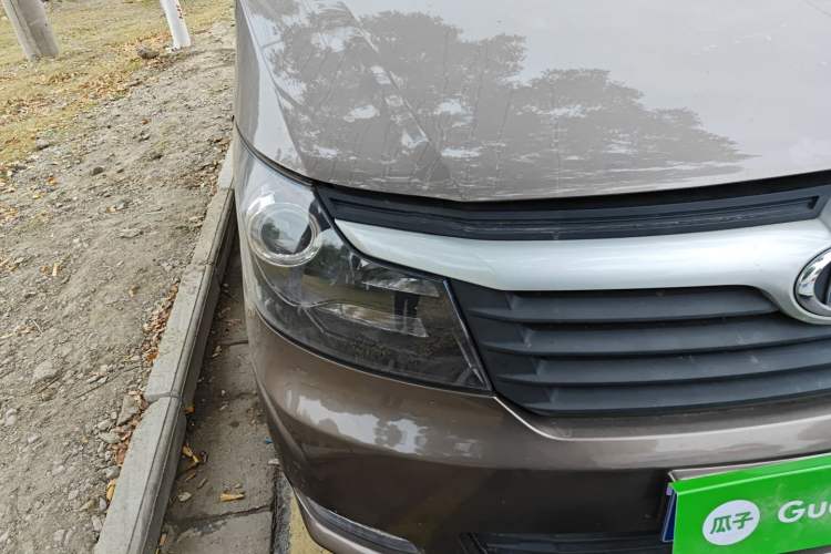Used CHANGAN KAICHENG Ruixing M70 2019 1.5L Comfort Edition 6-Seater China VI Standard Flat-Top Dual-Swing Doors DAM15KL Right Front Headlight