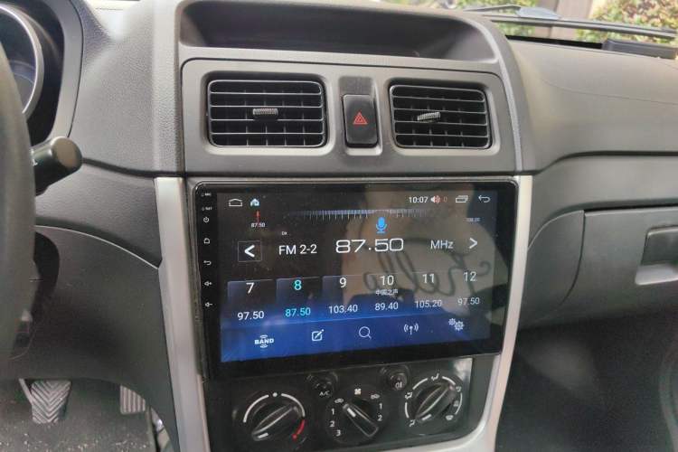 Used CHANGAN KAICHENG Ruixing M70 2019 1.5L Comfort Edition 6-Seater China VI Standard Flat-Top Dual-Swing Doors DAM15KL Audio And AC Panel