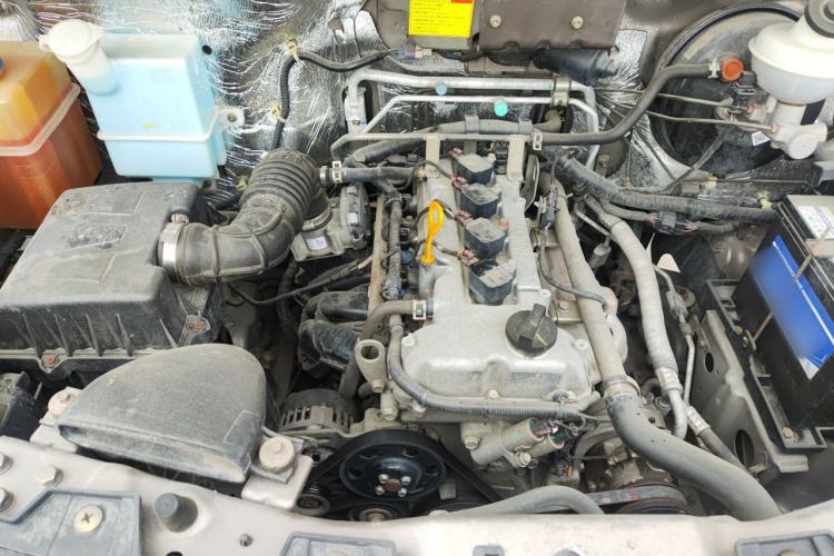 Used CHANGAN KAICHENG Ruixing M70 2019 1.5L Comfort Version 6-Seater China VI Standard Flat Roof Liftback Doors – DAM15KL Engine Bay