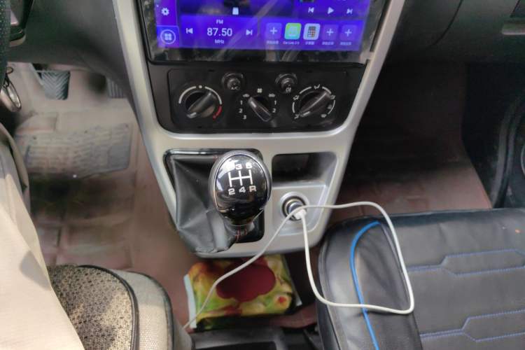 Used CHANGAN KAICHENG Ruixing M70 2019 1.5L Comfort Version 6-Seater China VI Standard Flat Roof Liftback Doors – DAM15KL Gear Lever