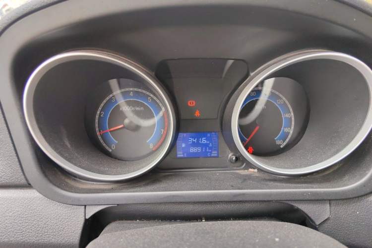 Used CHANGAN KAICHENG Ruixing M70 2019 1.5L Comfort Edition 6-Seater China VI Standard Flat-Top Dual-Swing Doors DAM15KL Instrument Cluster