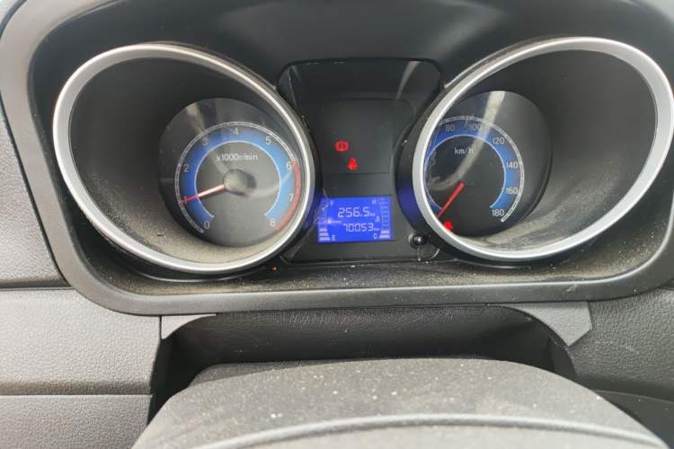 Used CHANGAN KAICHENG Ruixing M70 2019 1.5L Comfort Version 6-Seater China VI Standard Flat Roof Liftback Doors – DAM15KL Odometer Close Up