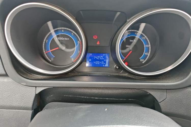 Used CHANGAN KAICHENG Ruixing M70 2019 1.5L Comfort Edition 6-Seater China VI Standard Flat-Top Dual-Swing Doors DAM15KL Odometer Close Up