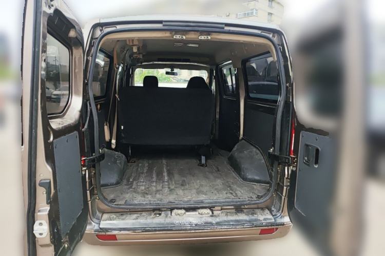 Used CHANGAN KAICHENG Ruixing M70 2019 1.5L Comfort Version 6-Seater China VI Standard Flat Roof Liftback Doors – DAM15KL Trunk