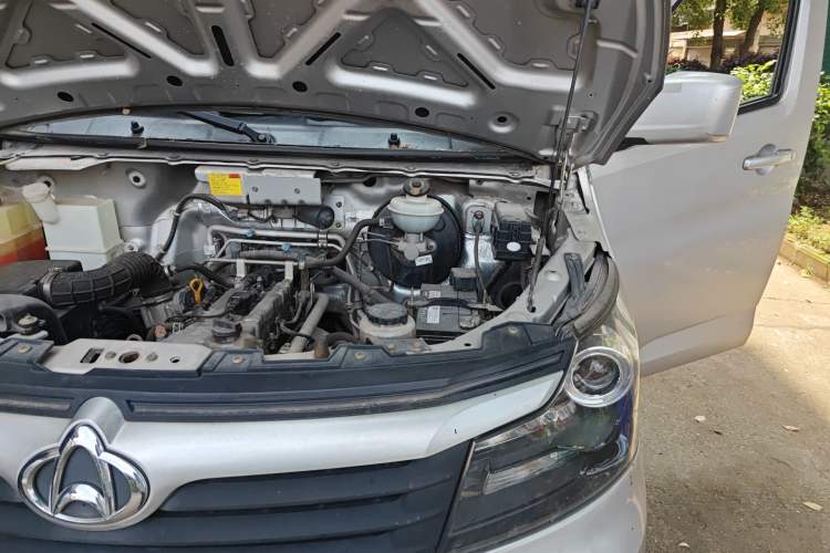 Used CHANGAN KAICHENG Ruixing M70 2019 1.5L Comfort Version 6-Seater China VI Standard Flat Roof Liftback Doors – DAM15KL Engine Bay Left