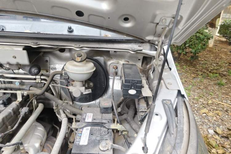 Used CHANGAN KAICHENG Ruixing M70 2019 1.5L Comfort Version 6-Seater China VI Standard Flat Roof Liftback Doors – DAM15KL Engine Bay Left