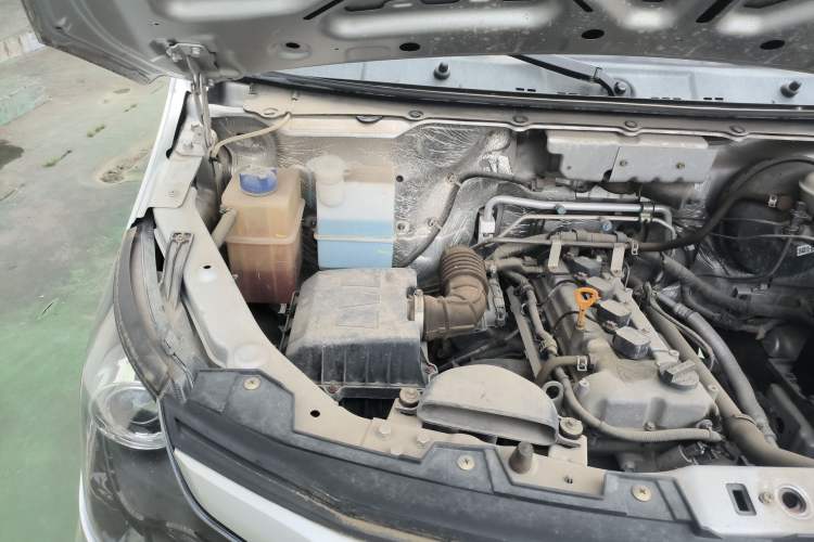 Used CHANGAN KAICHENG Ruixing M70 2019 1.5L Comfort Version 6-Seater China VI Standard Flat Roof Liftback Doors – DAM15KL Engine Bay Right
