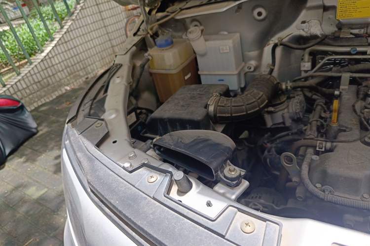 Used CHANGAN KAICHENG Ruixing M70  Engine Bay Right