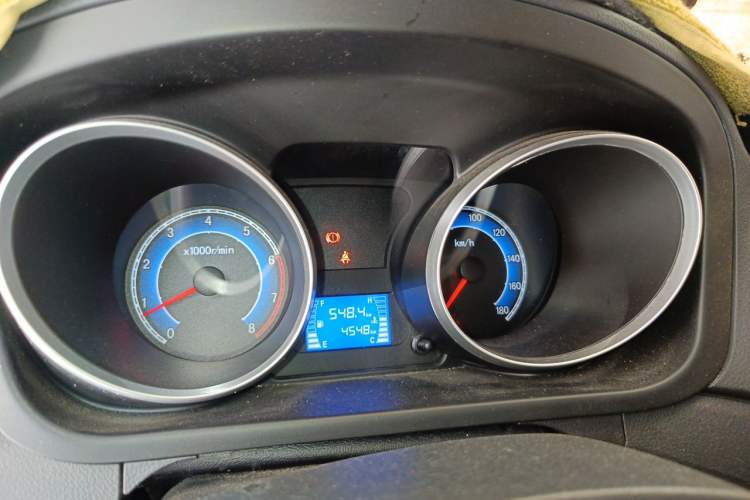 Used CHANGAN KAICHENG Ruixing M70  Instrument Cluster
