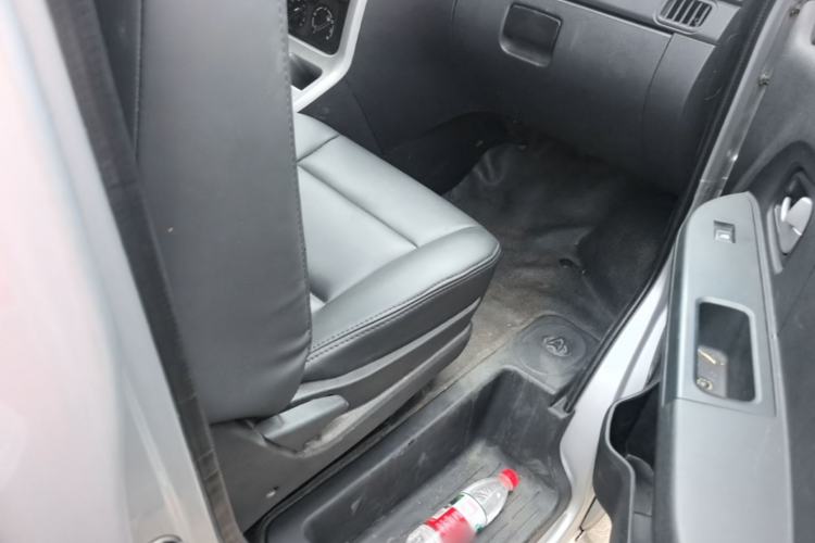 Used CHANGAN KAICHENG Ruixing M70 2019 1.5L Comfort Edition 9-Seater China VI Standard Flat-Top Hatchback DAM15KL Right Front Seat