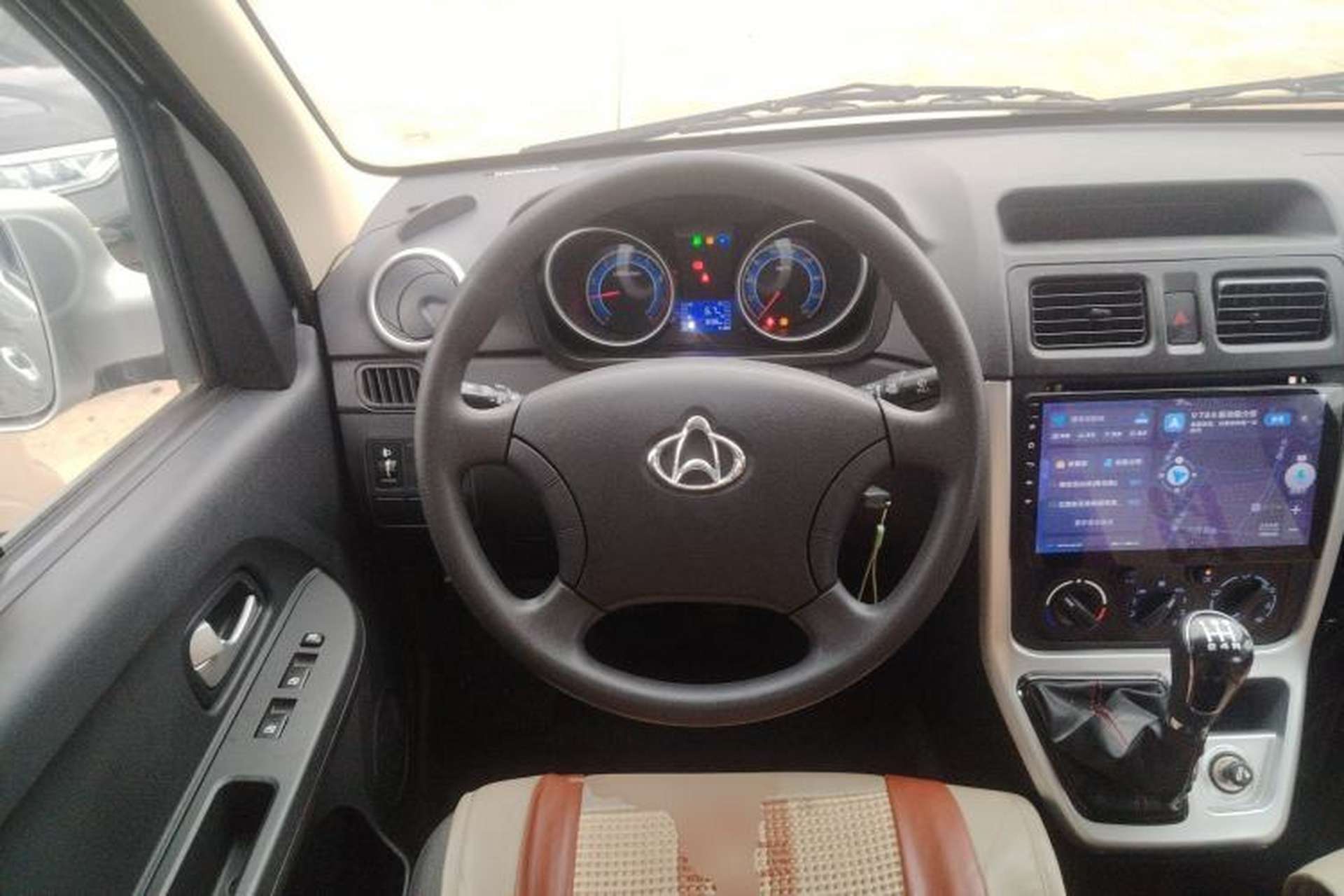 Used CHANGAN KAICHENG Ruixing M70 2019 1.5L Comfort Version 6-Seater China VI Standard Flat Roof Liftback Doors – DAM15KL Steering Wheel