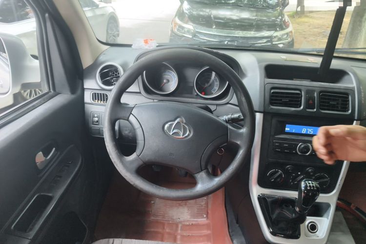 Used CHANGAN KAICHENG Ruixing M70 2019 1.5L Comfort Version 6-Seater China VI Standard Flat Roof Liftback Doors – DAM15KL Steering Wheel