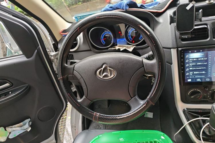 Used CHANGAN KAICHENG Ruixing M70 2019 1.5L Comfort Version 6-Seater China VI Standard Flat Roof Liftback Doors – DAM15KL Steering Wheel