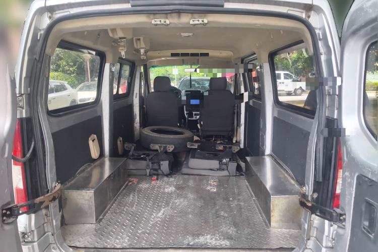 Used CHANGAN KAICHENG Ruixing M70 2019 1.5L Comfort Version 6-Seater China VI Standard Flat Roof Liftback Doors – DAM15KL Trunk