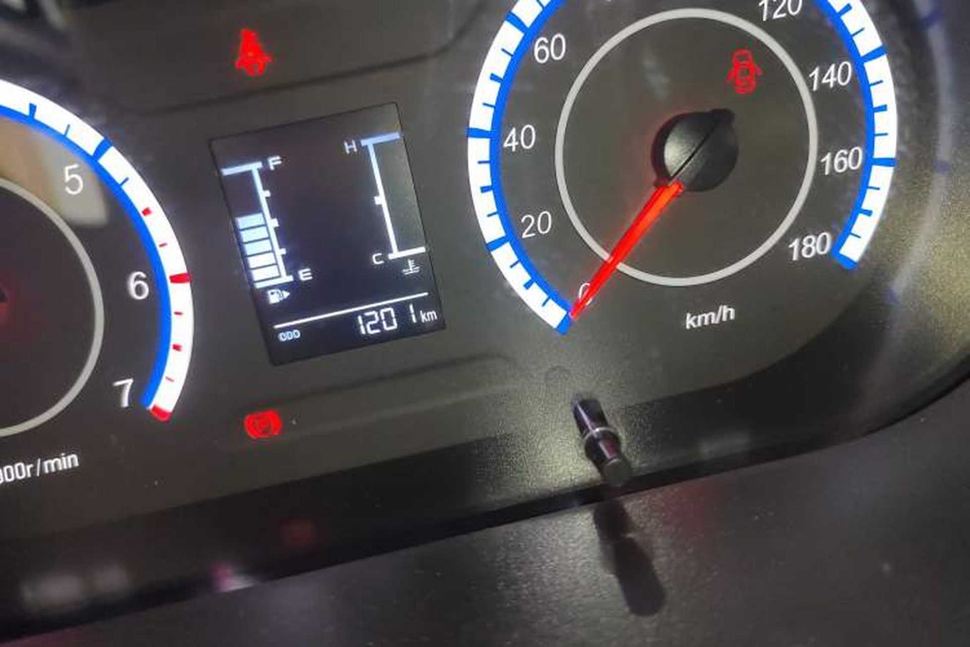 Used CHANGAN KAICHENG Ruixing M80 2021 1.6L Comfort Version 2-Seater Single-Steaming Air-Conditioned China VI Standard Flat Roof with Lift-Up Rear Door DAM16KR Odometer Close Up