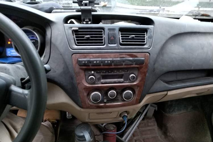 Used CHANGAN KAICHENG Ruixing M80 2014 1.5L Standard Version 4G15S Audio And AC Panel