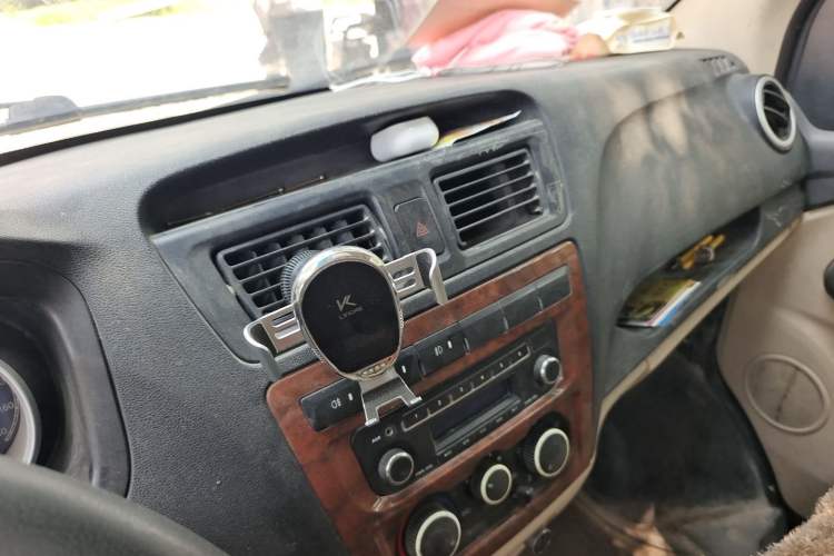 Used CHANGAN KAICHENG Ruixing M80 2014 1.5L Comfort Model 4G15S Audio And AC Panel
