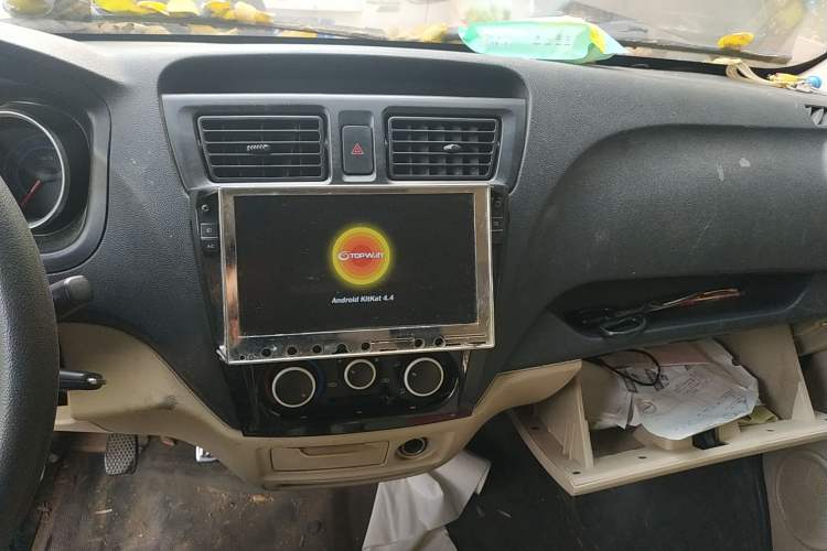 Used CHANGAN KAICHENG Ruixing M80 2014 1.5L Standard Version 4G15S Audio And AC Panel