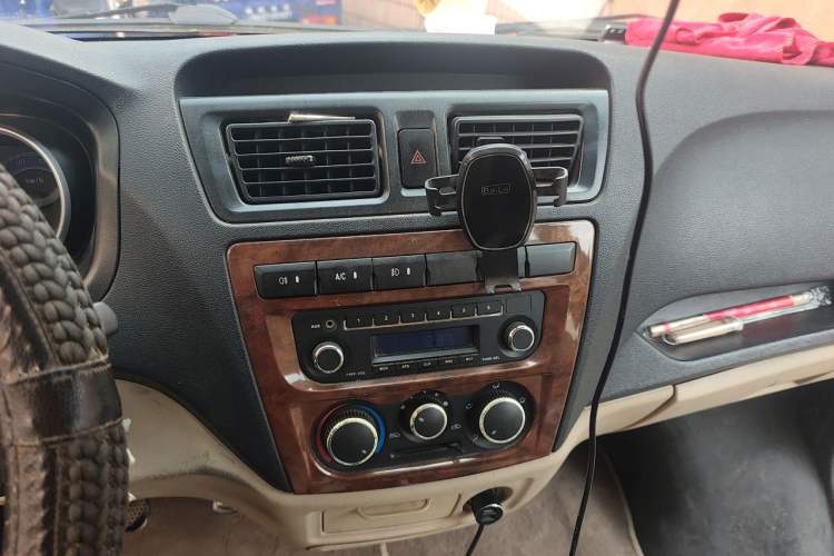 Used CHANGAN KAICHENG Ruixing M80 2014 1.5L Base Version (4-Seater) 4G15S Audio And AC Panel
