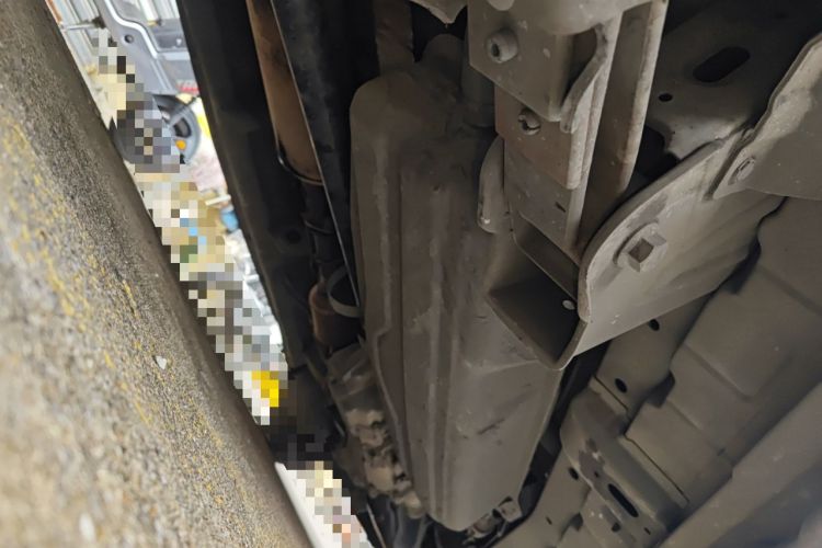 Used CHANGAN KAICHENG Ruixing M80 2014 1.5L Standard Version 4G15S Chassis Rear Right