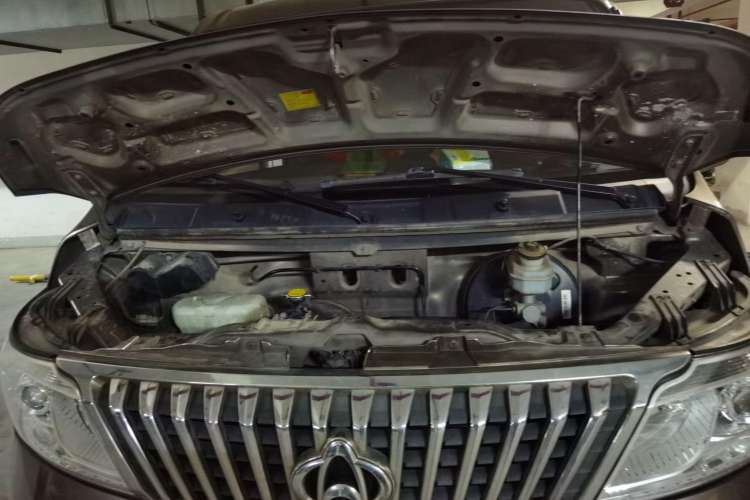 Used CHANGAN KAICHENG Ruixing M80 2014 1.5L Comfort Model 4G15S Engine Bay
