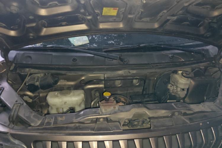 Used CHANGAN KAICHENG Ruixing M80 2014 1.5L Comfort Model 4G15S Engine Bay