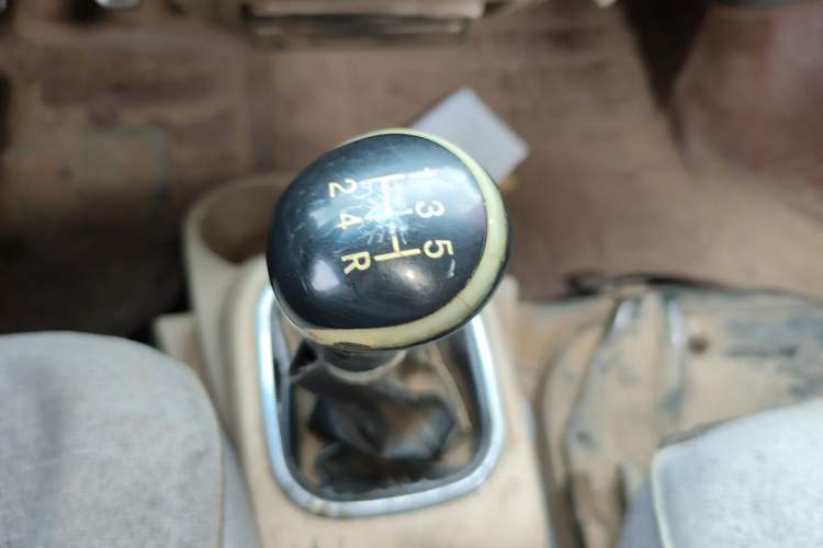 Used CHANGAN KAICHENG Ruixing M80 2014 1.5L Comfort Model 4G15S Gear Lever