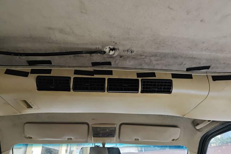 Used CHANGAN KAICHENG Ruixing M80 2014 1.5L Standard Version 4G15S Headliner
