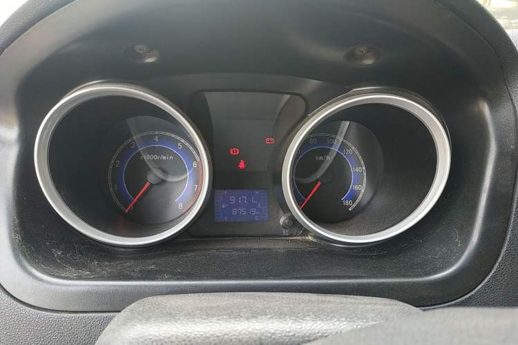 Used CHANGAN KAICHENG Ruixing M80 2014 1.5L Standard Version 4G15S Instrument Cluster