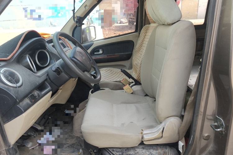 Used CHANGAN KAICHENG Ruixing M80 2014 1.5L Comfort Model 4G15S Left Front Seat