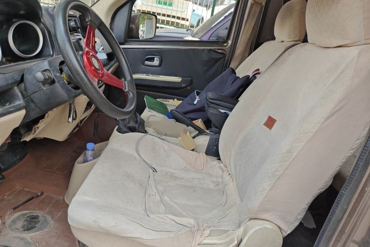 Used CHANGAN KAICHENG Ruixing M80 2014 1.5L CNG Classic Model 4G15S Left Front Seat