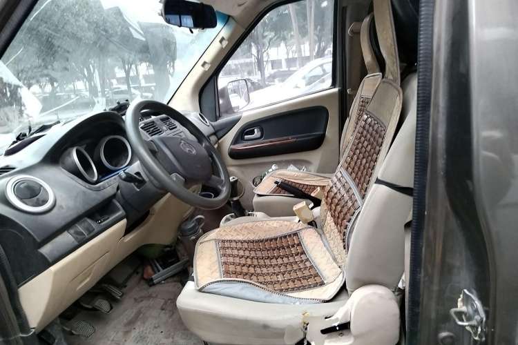 Used CHANGAN KAICHENG Ruixing M80 2014 1.5L Standard Version 4G15S Left Front Seat