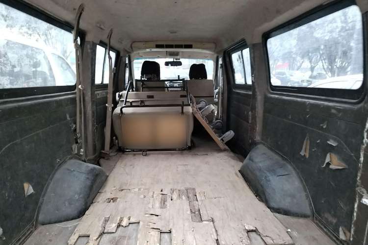 Used CHANGAN KAICHENG Ruixing M80 2014 1.5L Standard Version 4G15S Left Rear Seat
