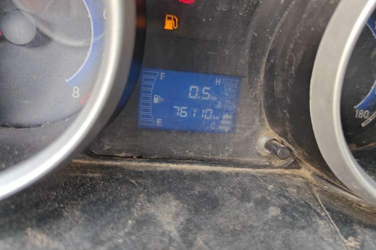 Used CHANGAN KAICHENG Ruixing M80 2014 1.5L CNG Classic Model 4G15S Odometer Close Up