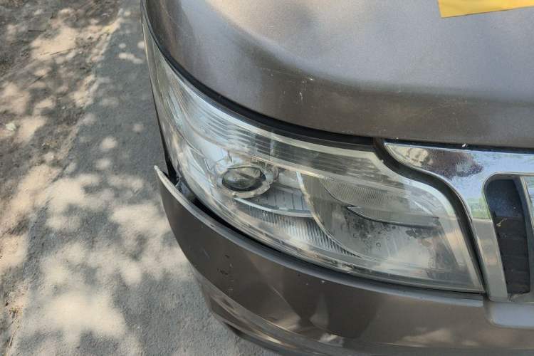 Used CHANGAN KAICHENG Ruixing M80 2014 1.5L Comfort Model 4G15S Right Front Headlight