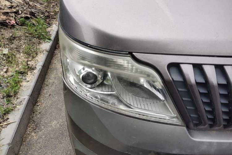 Used CHANGAN KAICHENG Ruixing M80 2014 1.5L Base Version (4-Seater) 4G15S Right Front Headlight