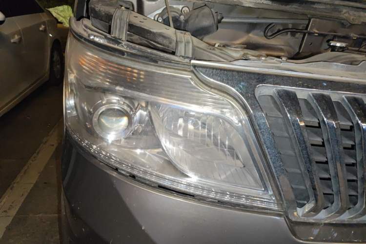 Used CHANGAN KAICHENG Ruixing M80 2014 1.5L Comfort Model 4G15S Right Front Headlight