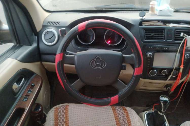 Used CHANGAN KAICHENG Ruixing M80 2014 1.5L Comfort Model 4G15S Steering Wheel